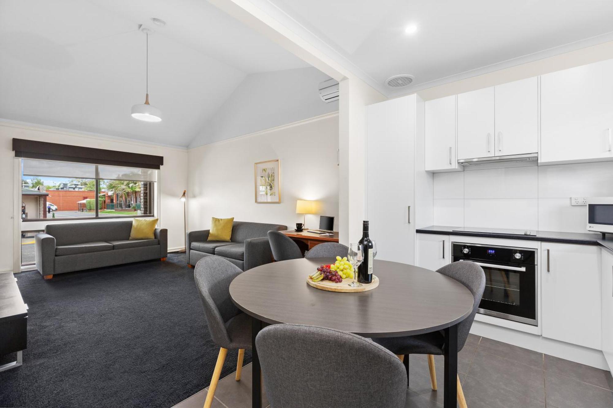 One-Bedroom Villa